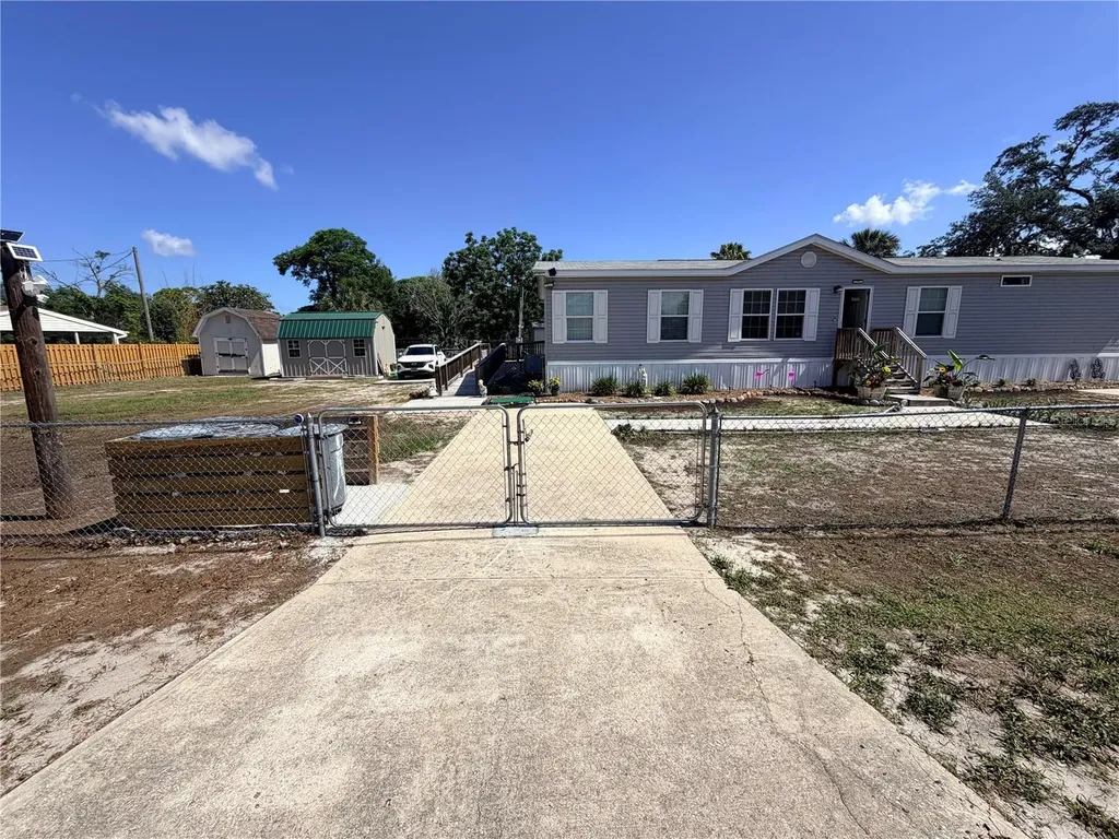 9811 Bud Street Hudson FL 34669