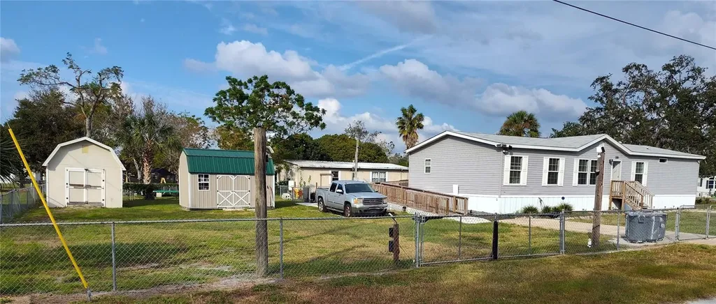 9811 Bud Street Hudson FL 34669