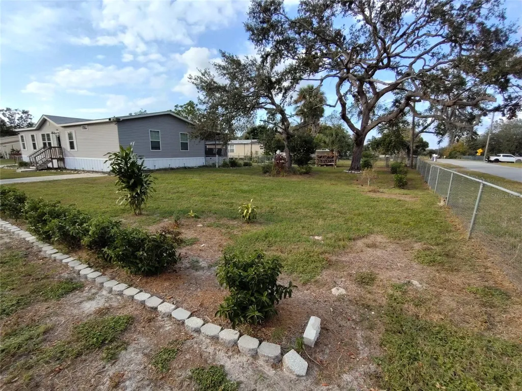 9811 Bud Street Hudson FL 34669