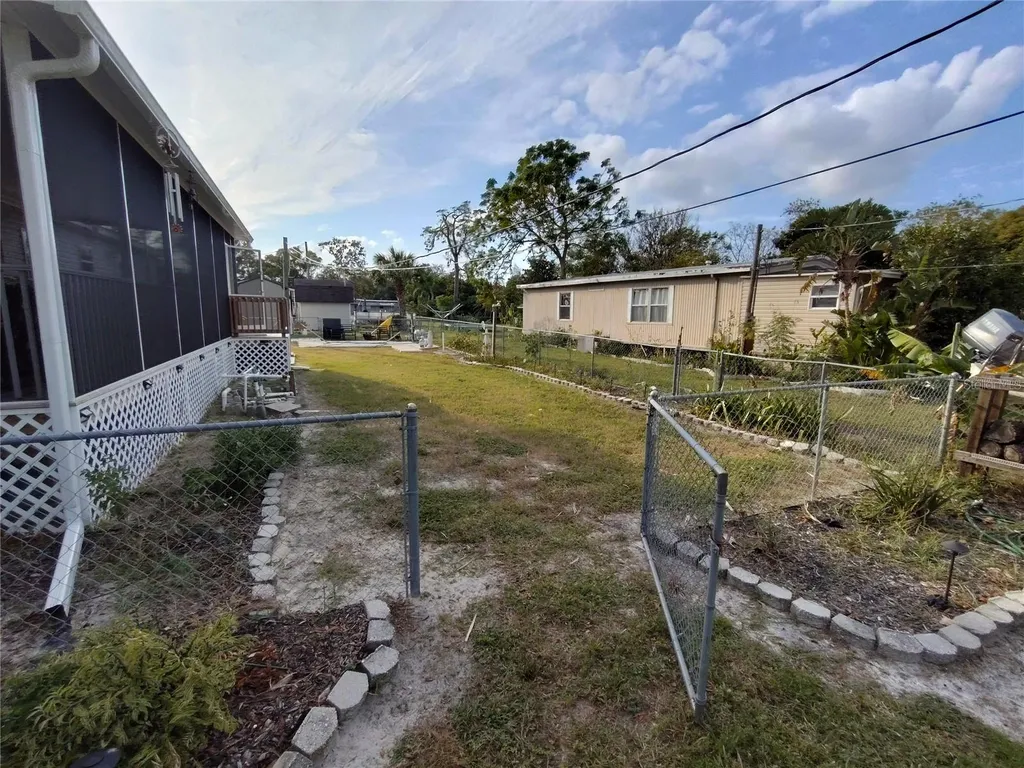 9811 Bud Street Hudson FL 34669