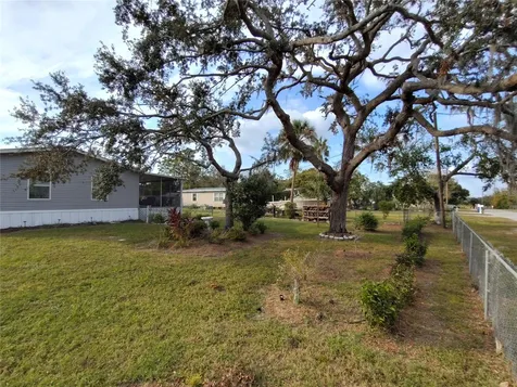 9811 Bud Street Hudson FL 34669