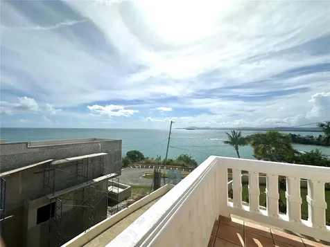 38 Flor Marina Mar Caribe Naguabo PR 00718