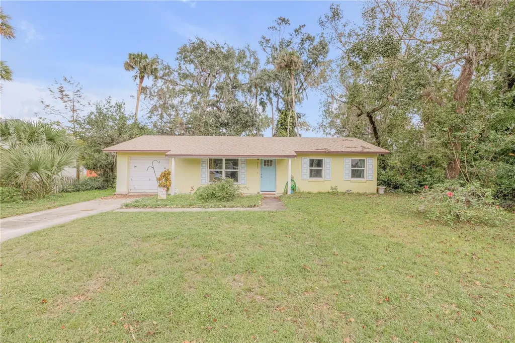 2009 Pine Tree Drive Edgewater FL 32141
