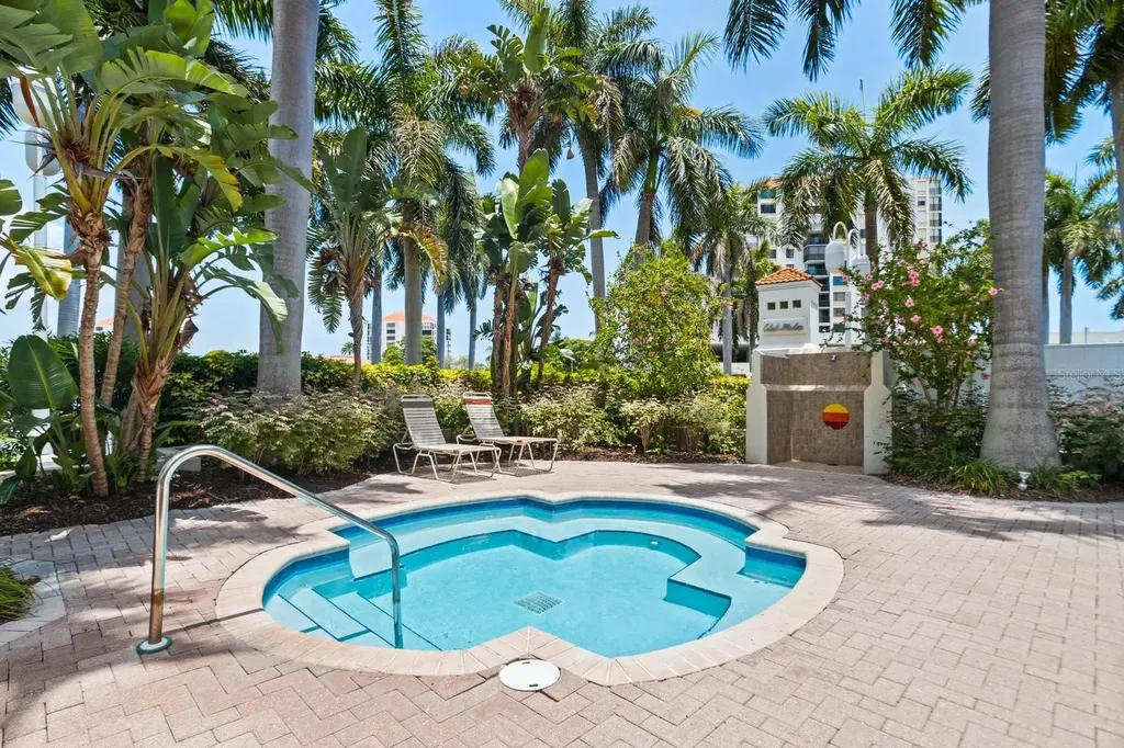 6093 Bahia Del Mar Circle St Petersburg FL 33715