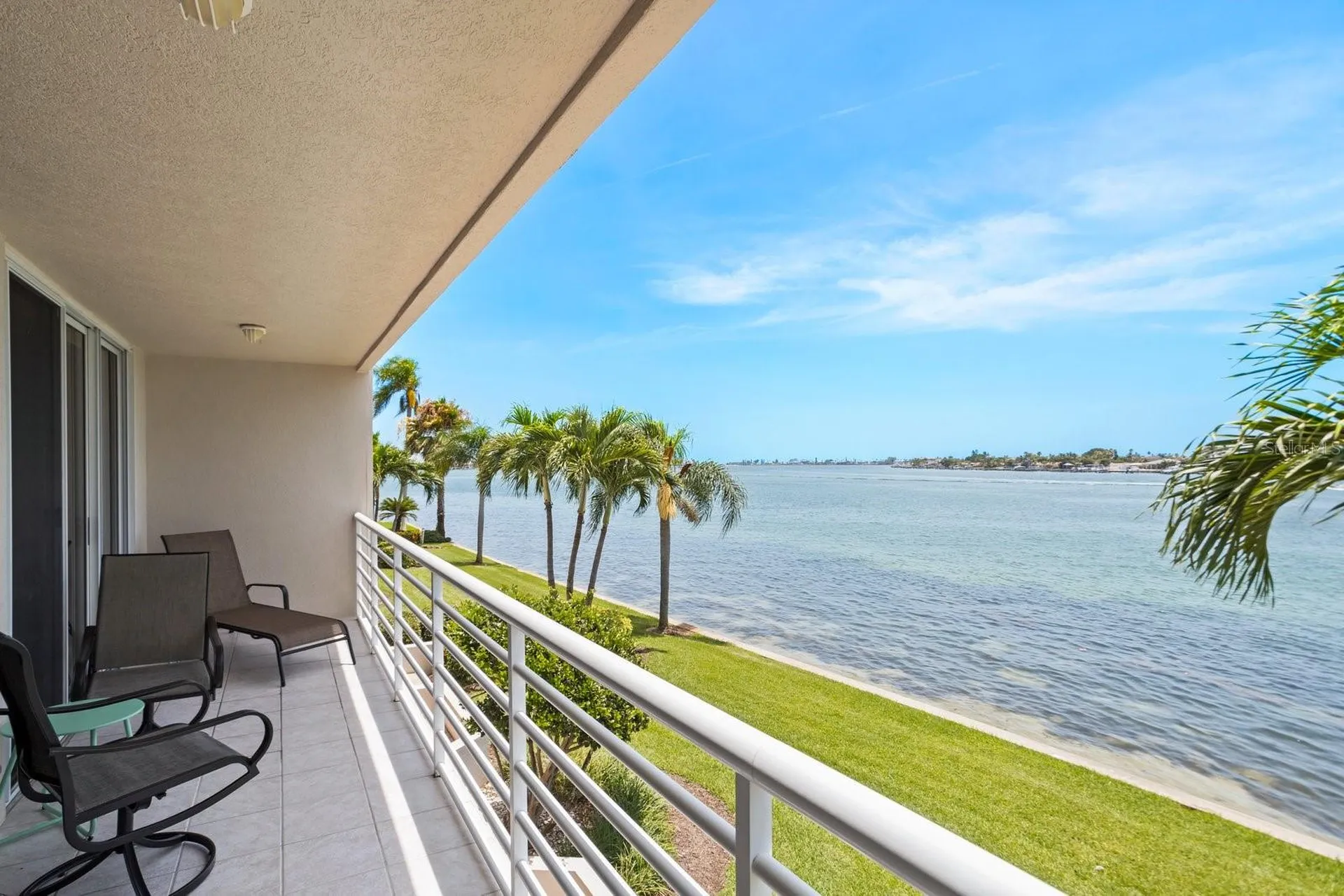 6093 Bahia Del Mar Circle St Petersburg FL 33715