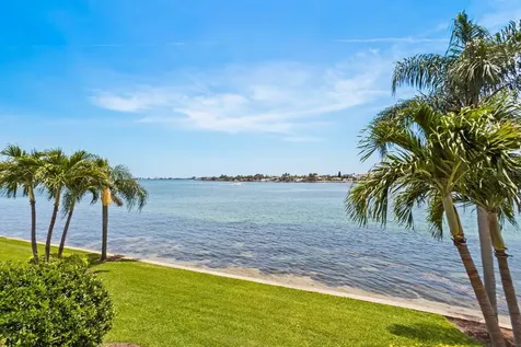 6093 Bahia Del Mar Circle St Petersburg FL 33715