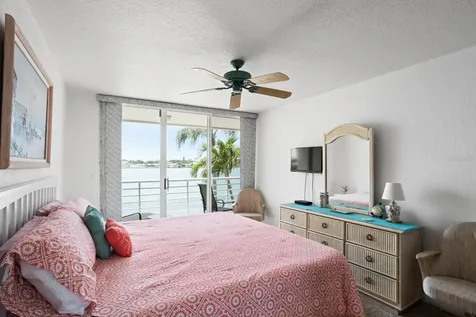 6093 Bahia Del Mar Circle St Petersburg FL 33715
