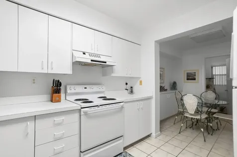 6093 Bahia Del Mar Circle St Petersburg FL 33715