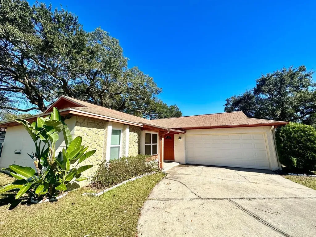 694 Dunn Drive Altamonte Springs FL 32714