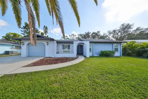 3725 Woodmont Drive Sarasota FL 34232