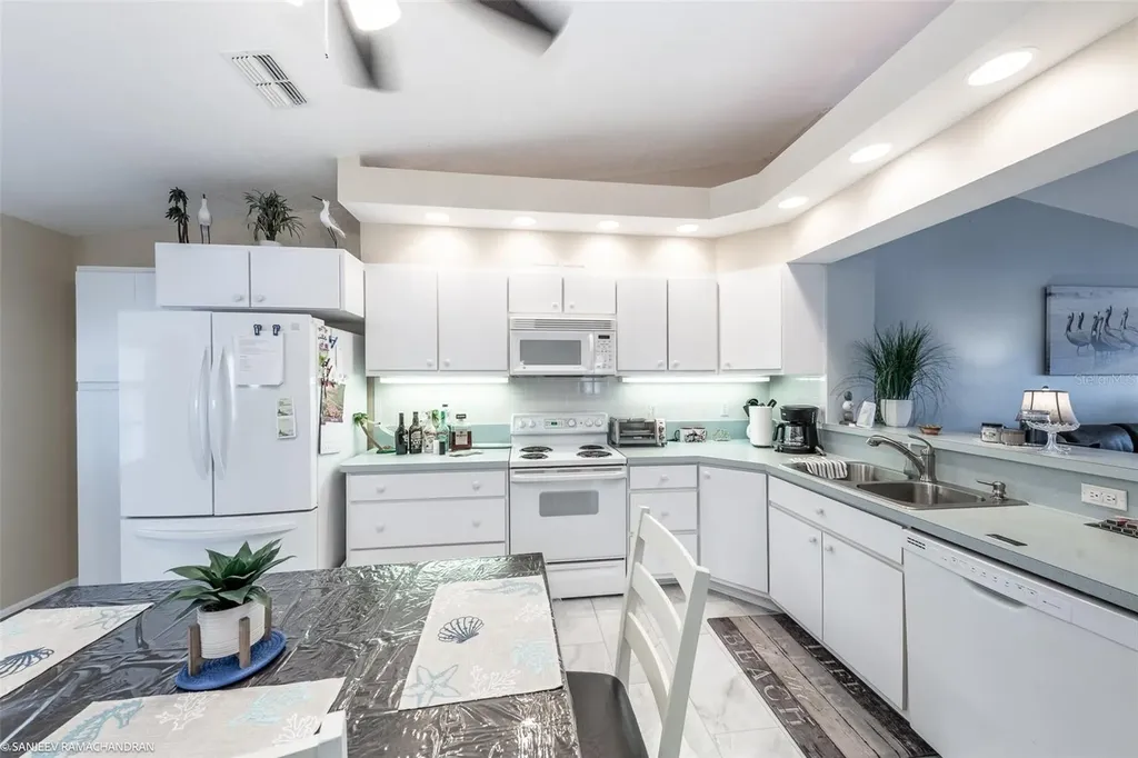 11644 SW Egret Circle Lake Suzy FL 34269