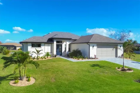 9428 Nastrand Circle Port Charlotte FL 33981