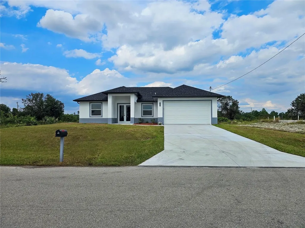 3367 Meadow Road Lehigh Acres FL 33974