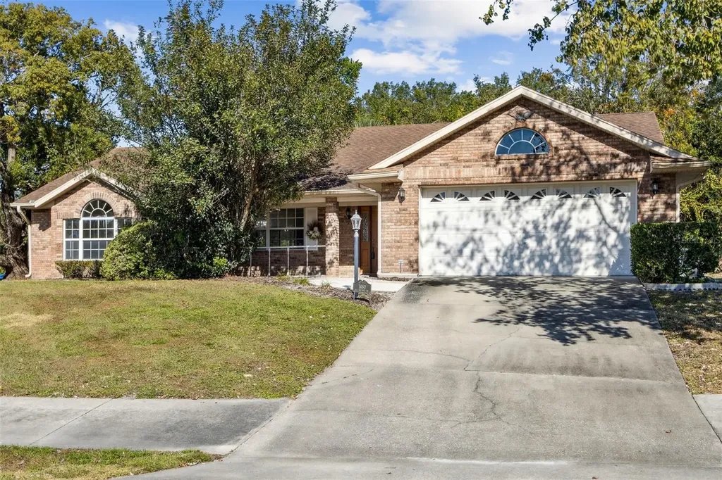 1460 NE Old Mill Drive Deltona FL 32725