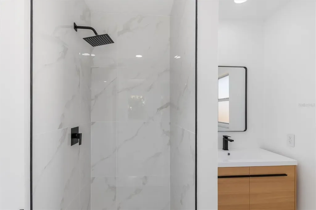 18289 Eblis Avenue Port Charlotte FL 33948