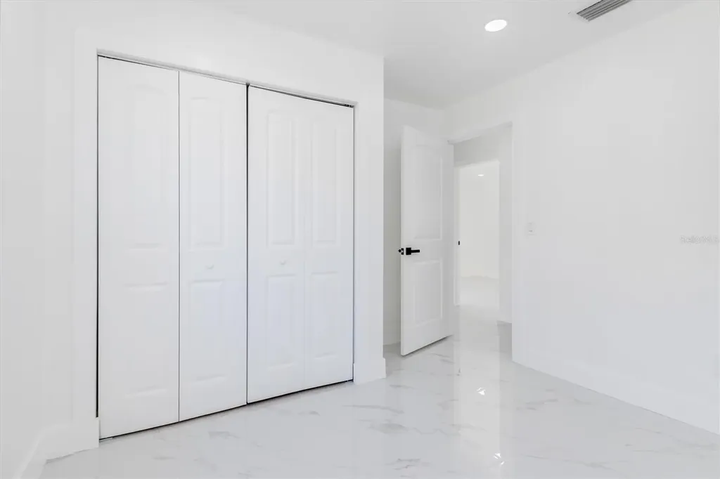 18289 Eblis Avenue Port Charlotte FL 33948