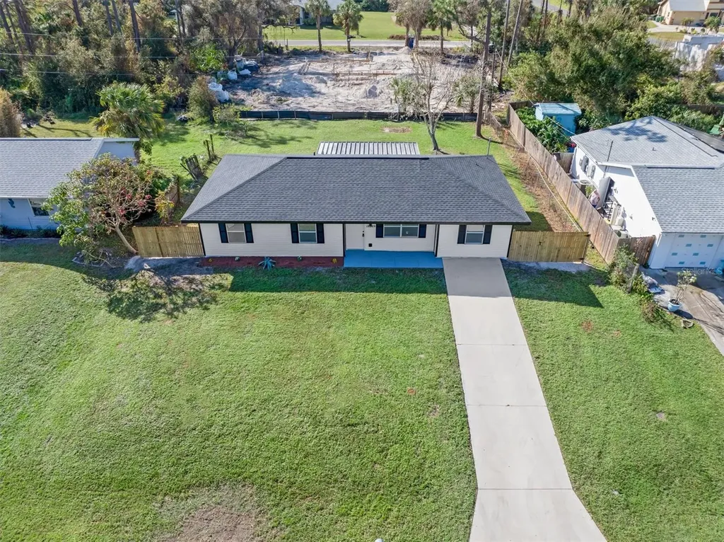 18289 Eblis Avenue Port Charlotte FL 33948