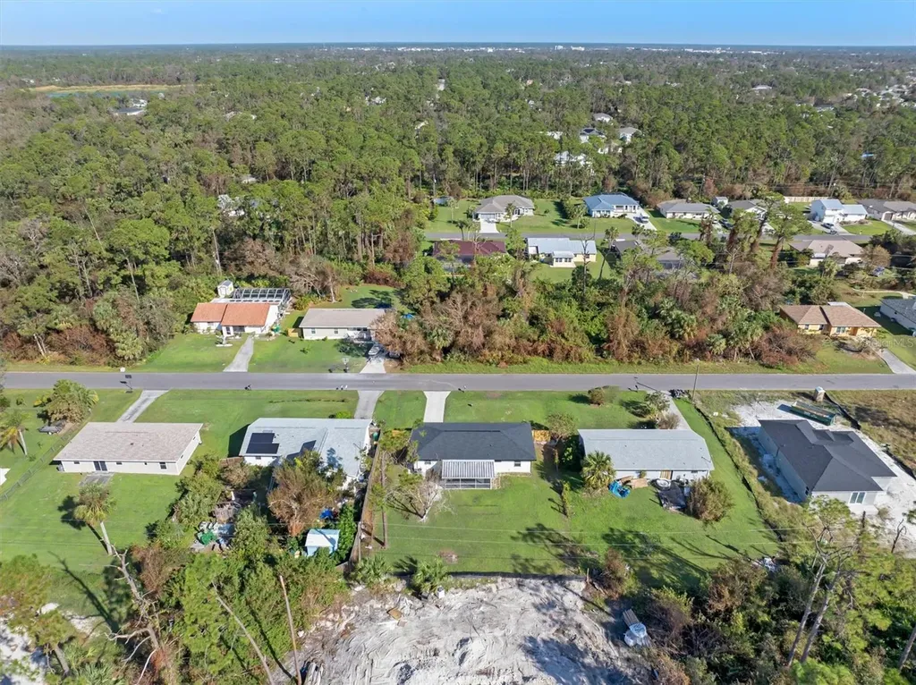 18289 Eblis Avenue Port Charlotte FL 33948