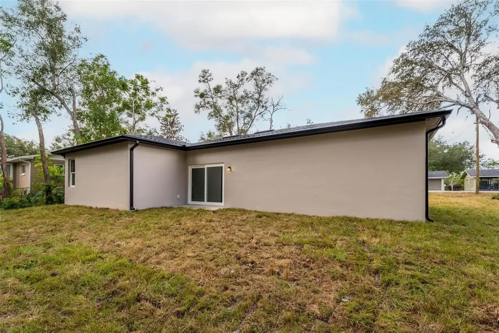 405 N Mcdonald Avenue Deland FL 32724