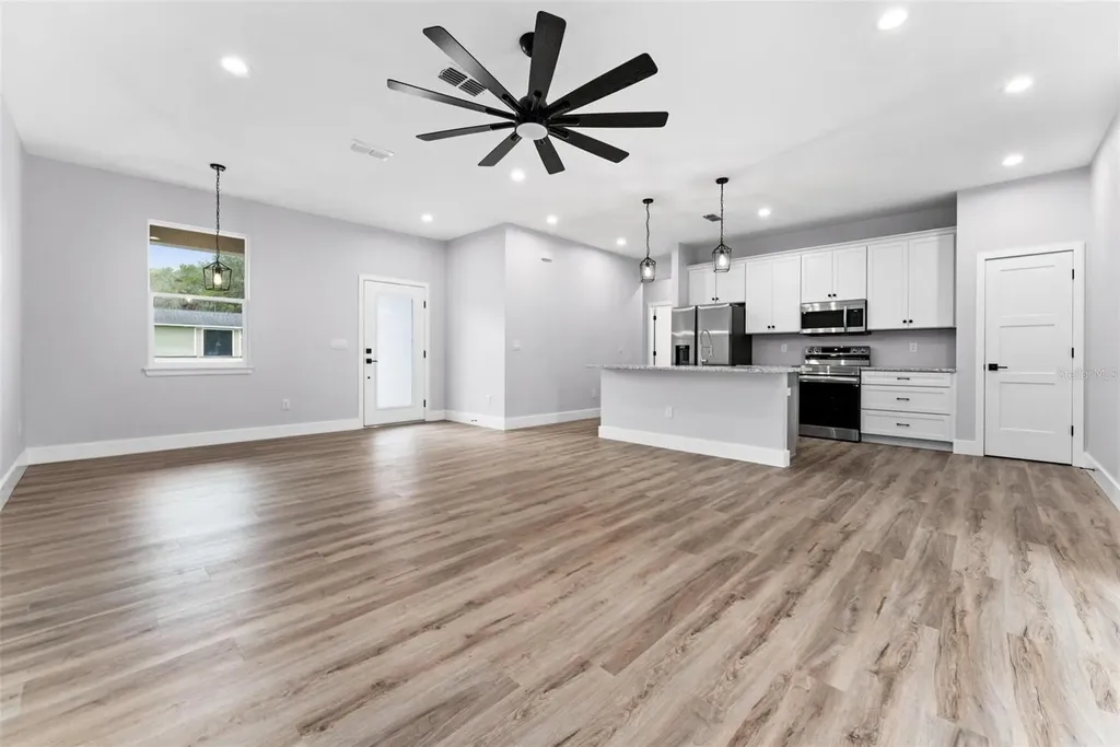 405 N Mcdonald Avenue Deland FL 32724