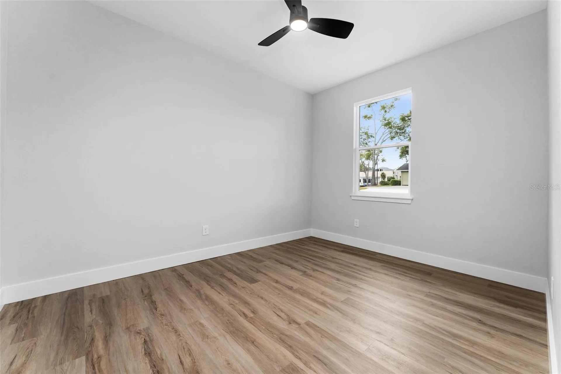 405 N Mcdonald Avenue Deland FL 32724