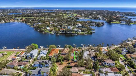 130 27th Avenue NE St Petersburg FL 33704