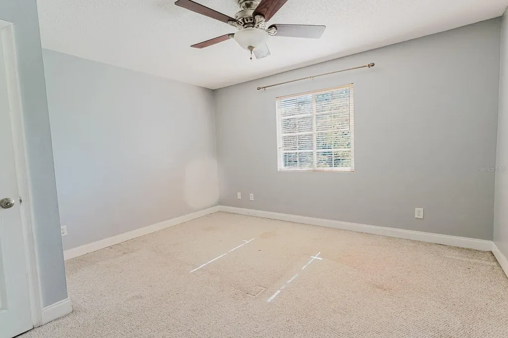 2935 Aein Road Orlando FL 32817