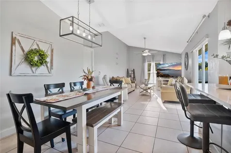 2705 Erwin Court Kissimmee FL 34743