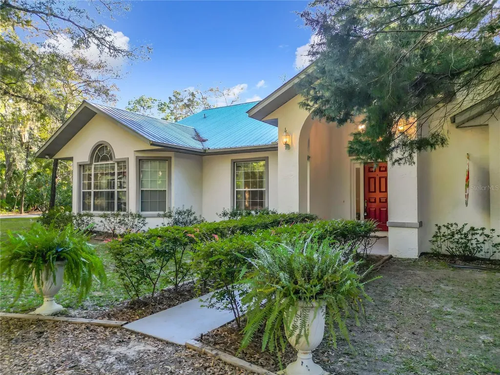 5324 N Sierra Vista Drive Crystal River FL 34428