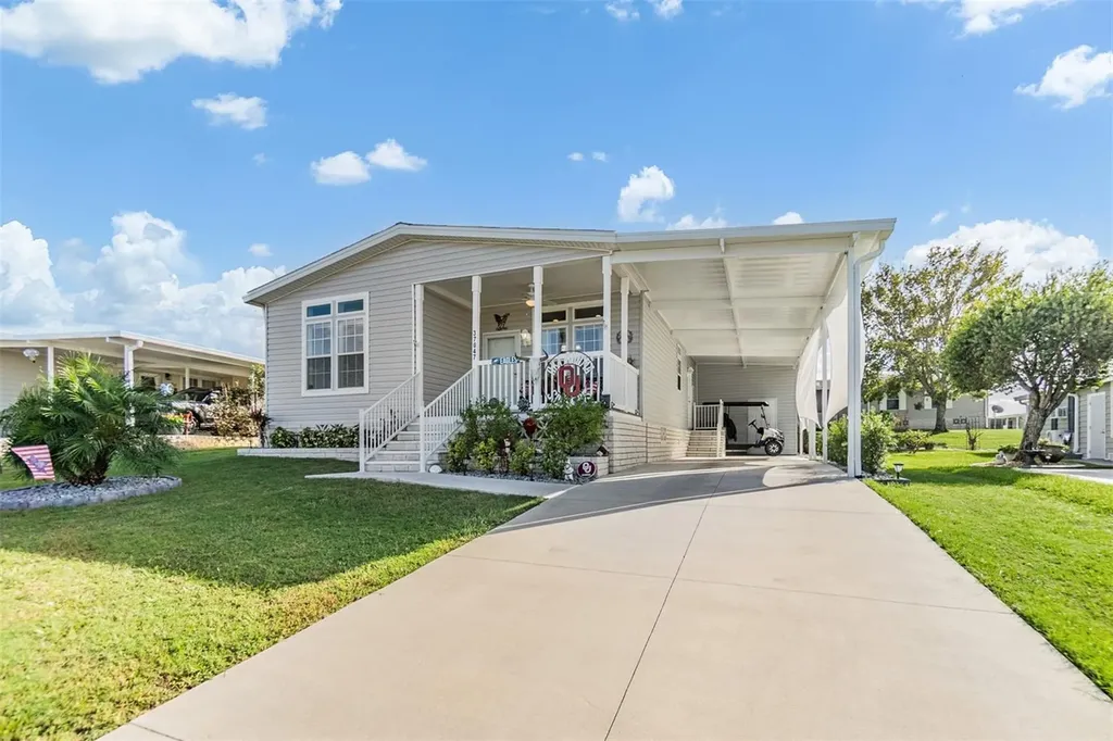 37047 Neukom Avenue Zephyrhills FL 33541