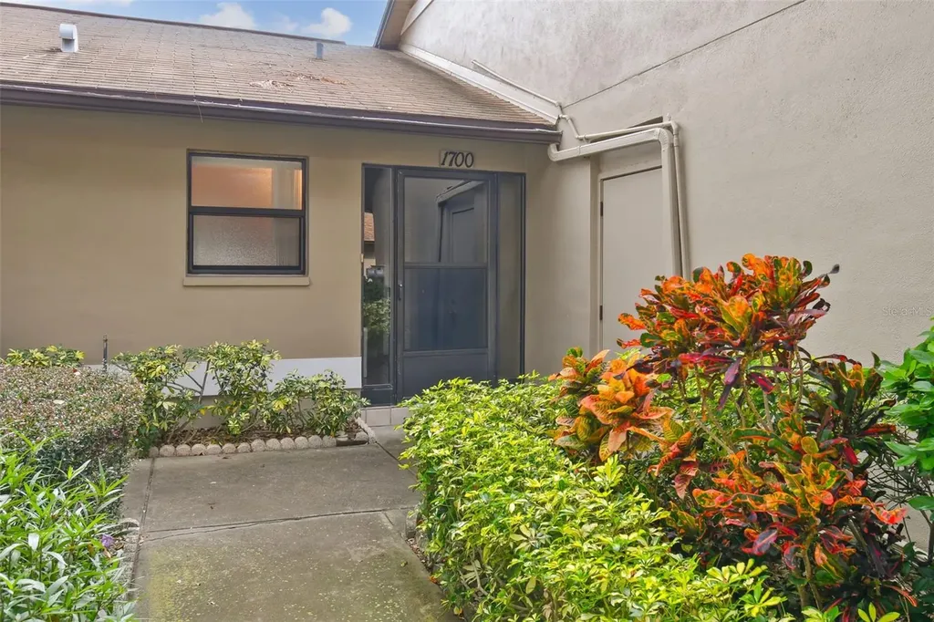 1700 Hamilton Court Dunedin FL 34698