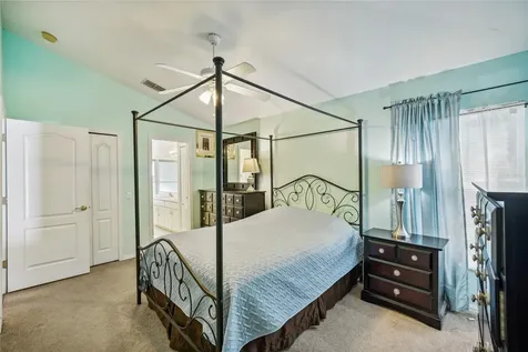 8406 Poydras Lane Tampa FL 33635