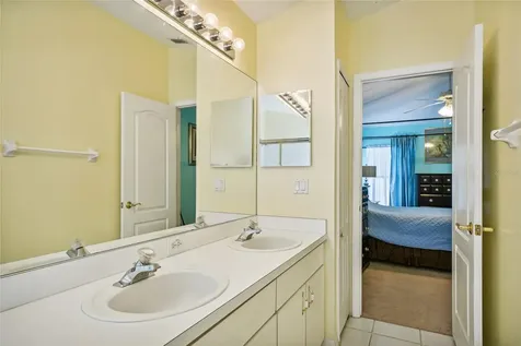 8406 Poydras Lane Tampa FL 33635