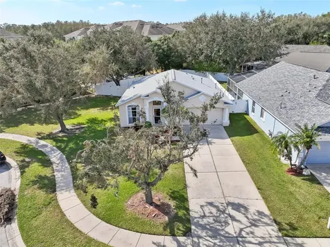 8406 Poydras Lane Tampa FL 33635