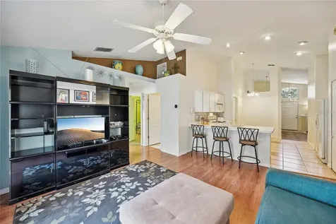 8406 Poydras Lane Tampa FL 33635