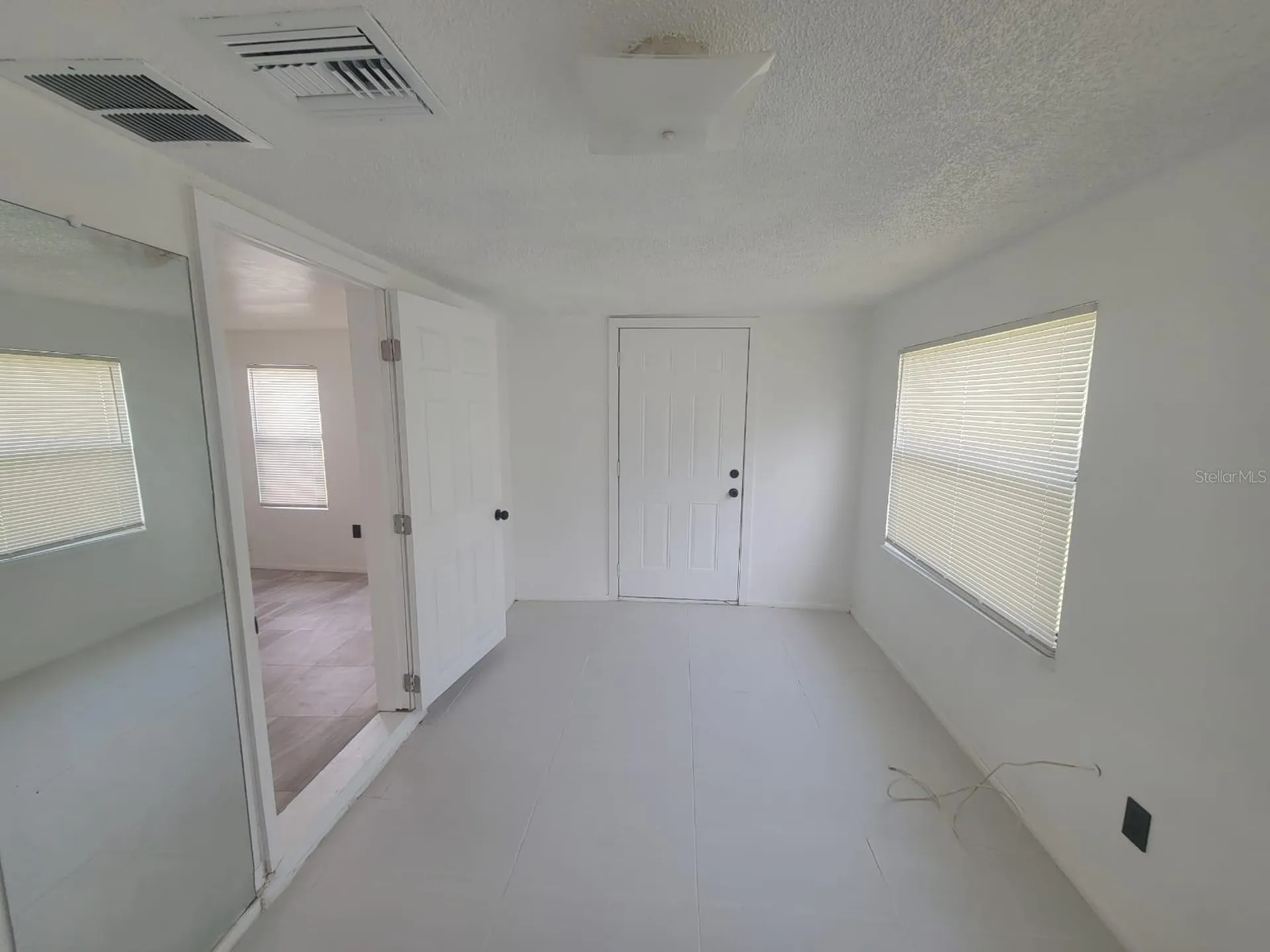 1058 N Davis Avenue Lakeland FL 33805