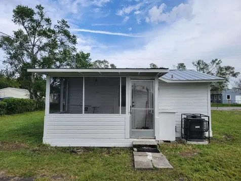 1058 N Davis Avenue Lakeland FL 33805