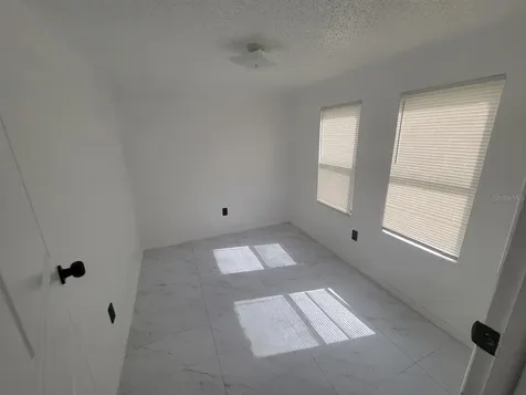 1058 N Davis Avenue Lakeland FL 33805