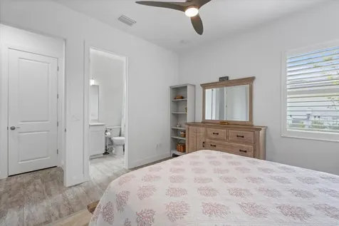 9049 Artisan Way Sarasota FL 34240