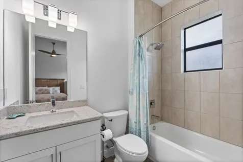 9049 Artisan Way Sarasota FL 34240