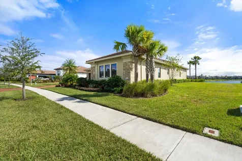 9049 Artisan Way Sarasota FL 34240