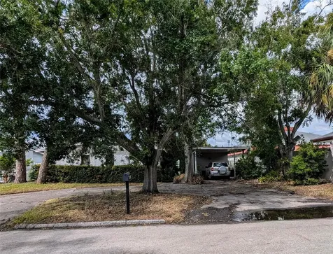 4807 W Bay Court Avenue Tampa FL 33611