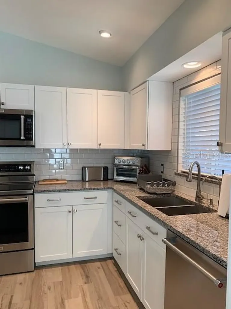 1275 Wooddell Drive Safety Harbor FL 34695