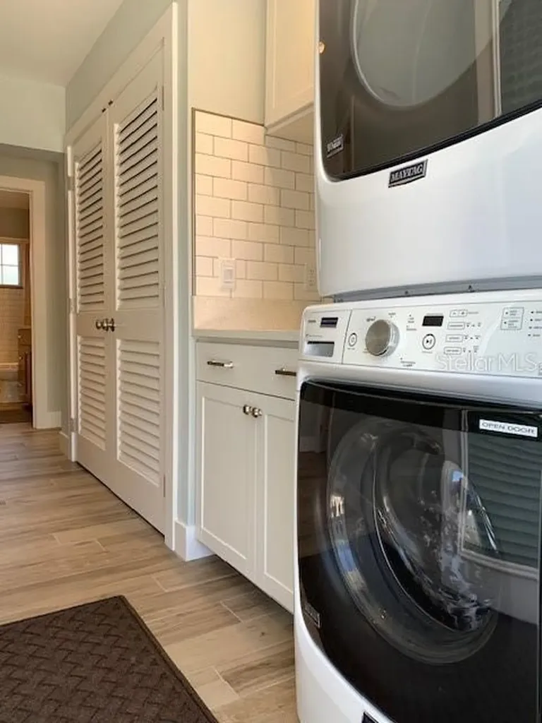 1275 Wooddell Drive Safety Harbor FL 34695