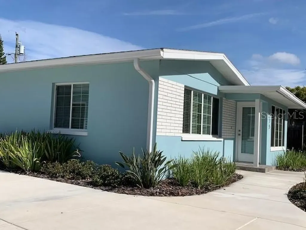 1275 Wooddell Drive Safety Harbor FL 34695
