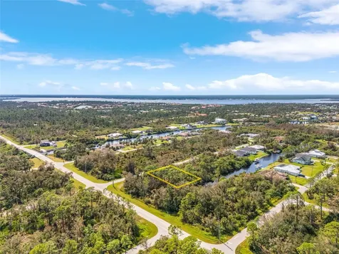 13301 Palau Circle Port Charlotte FL 33953