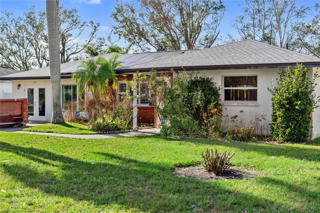 223 22nd Street Court NE Bradenton FL 34208