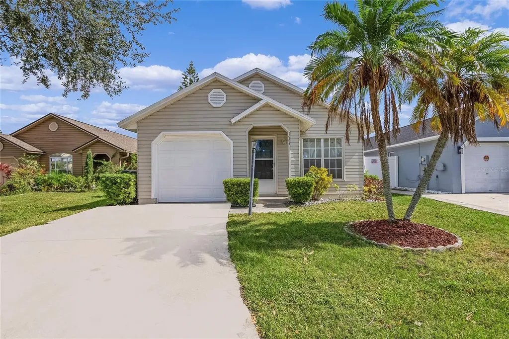 1957 Teaberry Court Orlando FL 32824