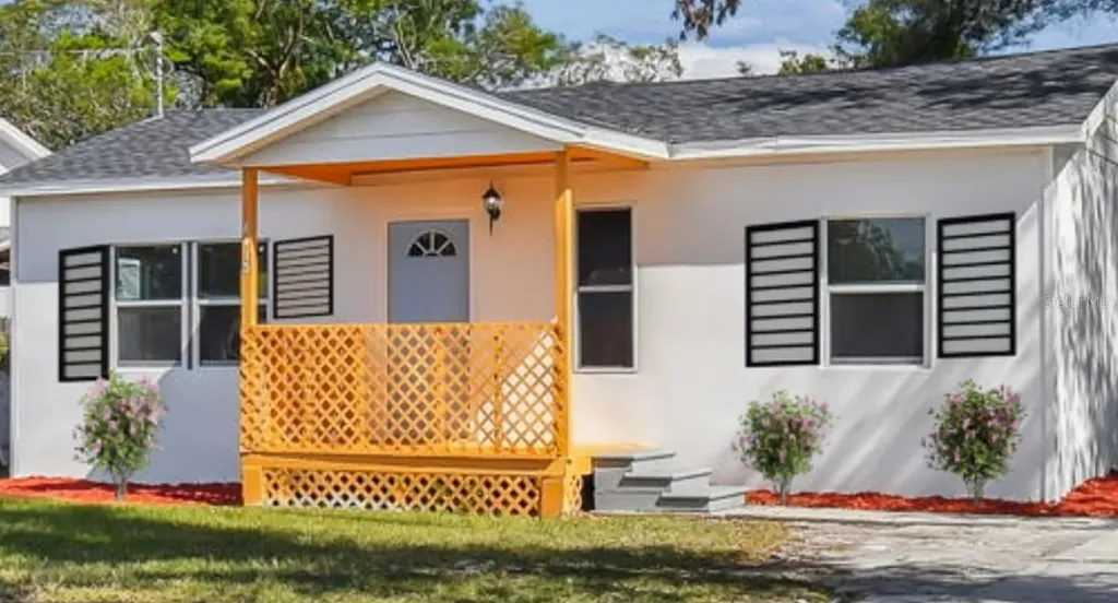 8413 N 46th Street Tampa FL 33617