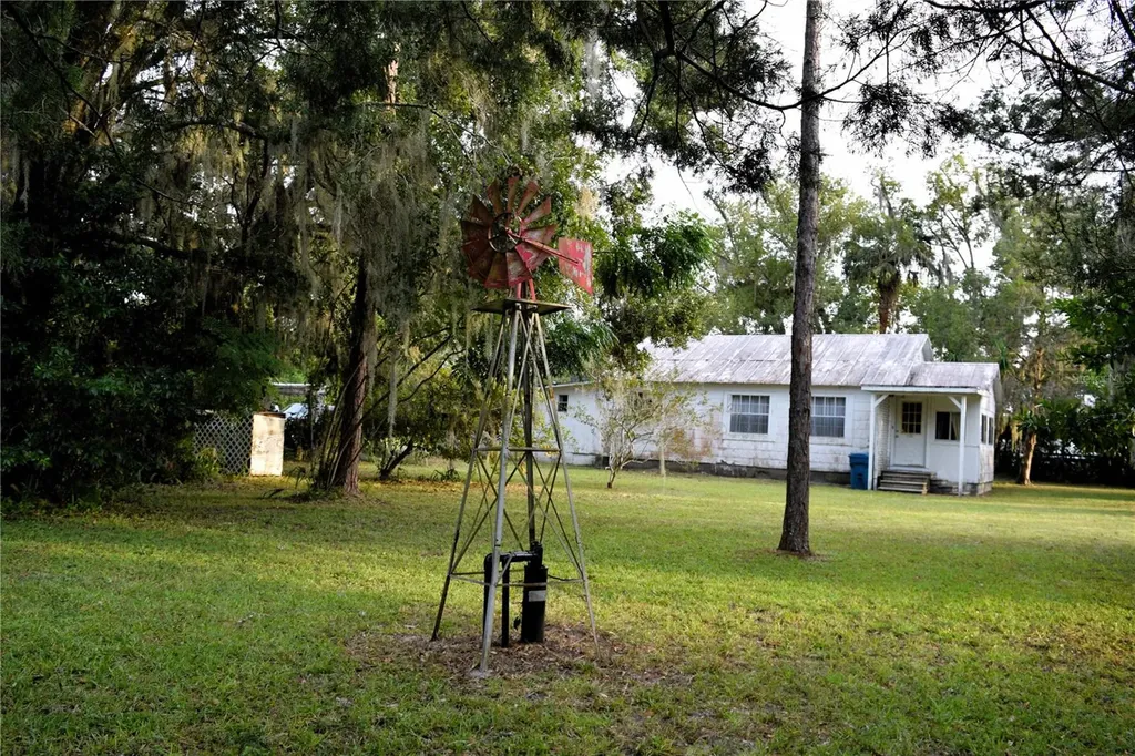 137 Carpenter Avenue Osteen FL 32764